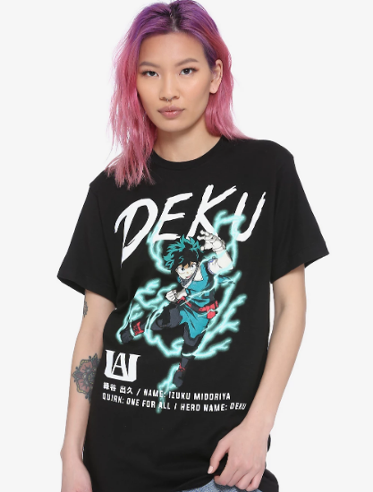 girl in oversized t shirt